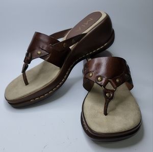 MIA Sandals Dark Brown Between Toe EUC